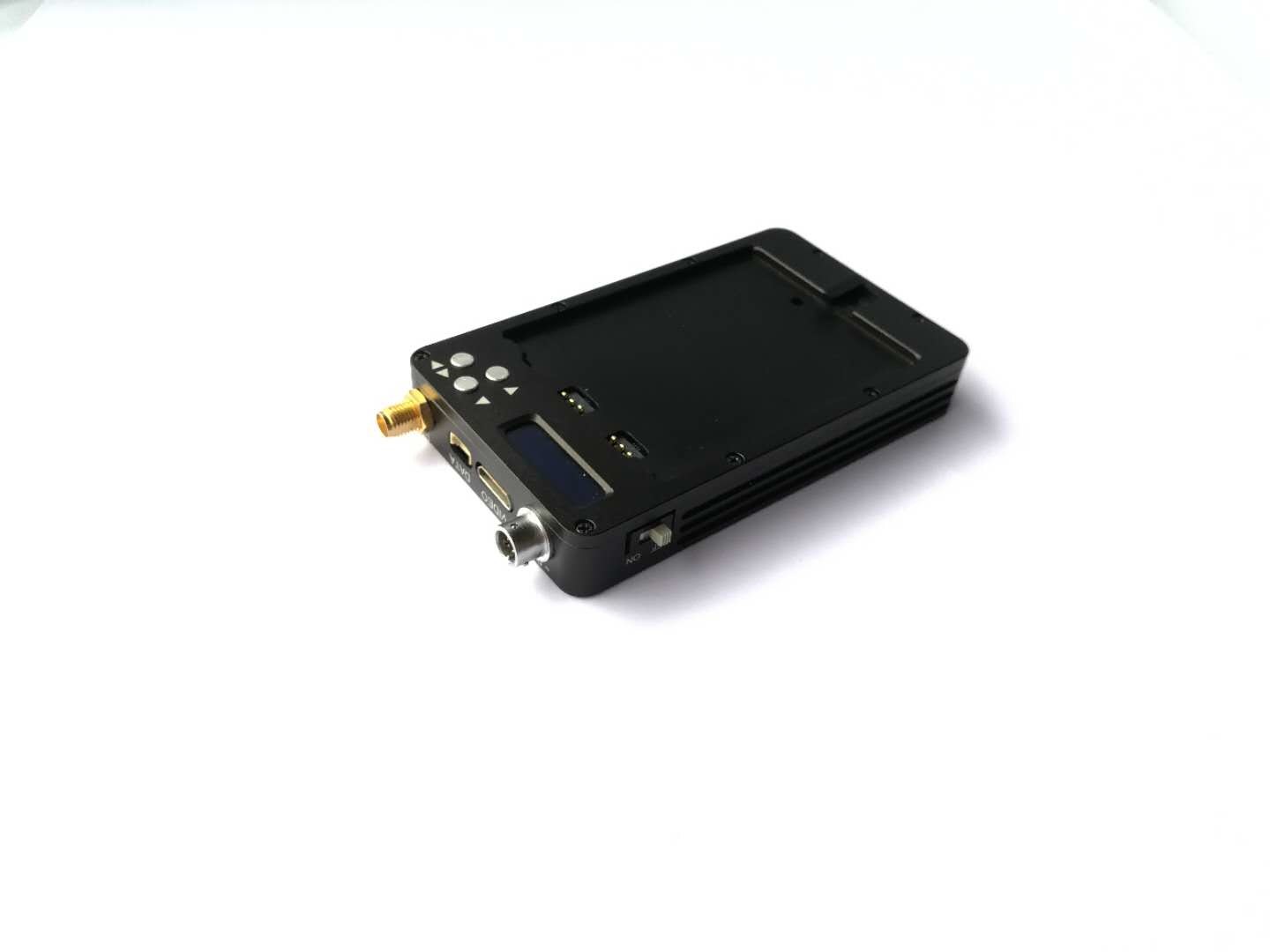 QPSK UHF COFDM वीडियो ट्रांसमीटर लाइट वेट HD 1080P HDMI 2K